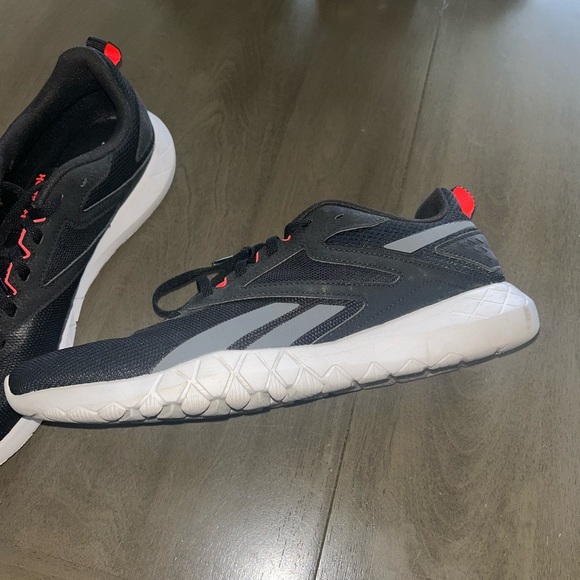 Reebok Men's Black and Red Athletic Sneakers - Picture 4 of 8